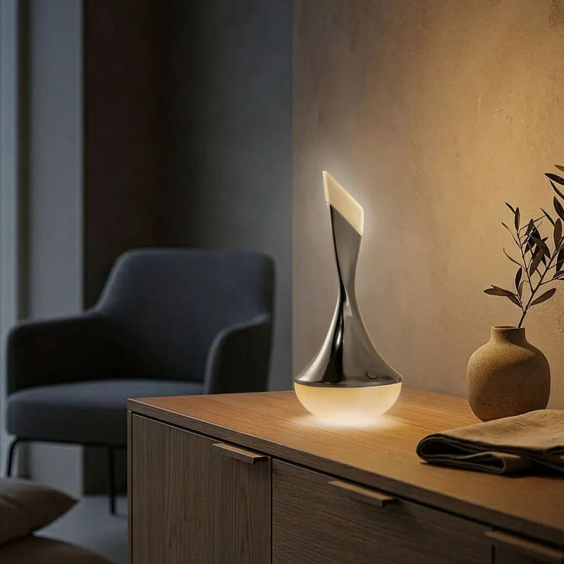 Gasing Table Lamp