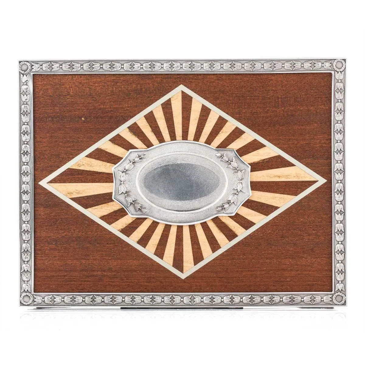 Leaf Dominica Humidor