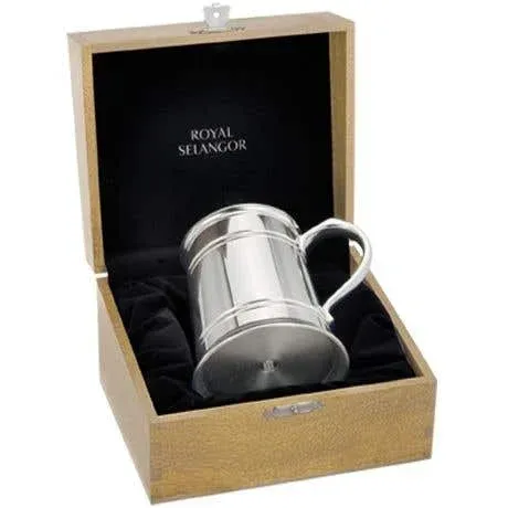 Straight Sided Tankard in Wooden Gift Box