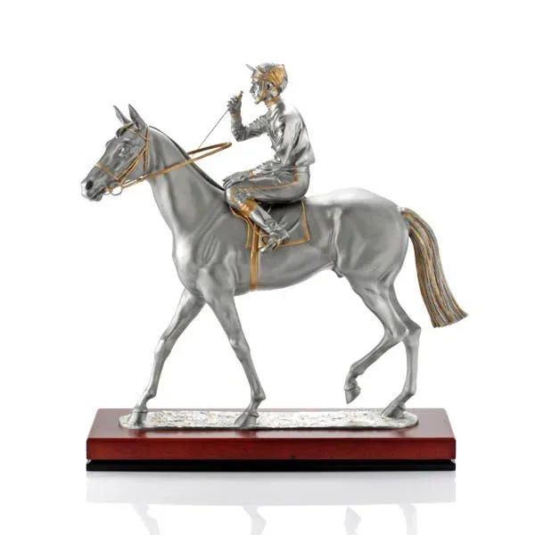 Walker No 4 Figurine